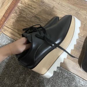 Stella McCartney platform classic black like new